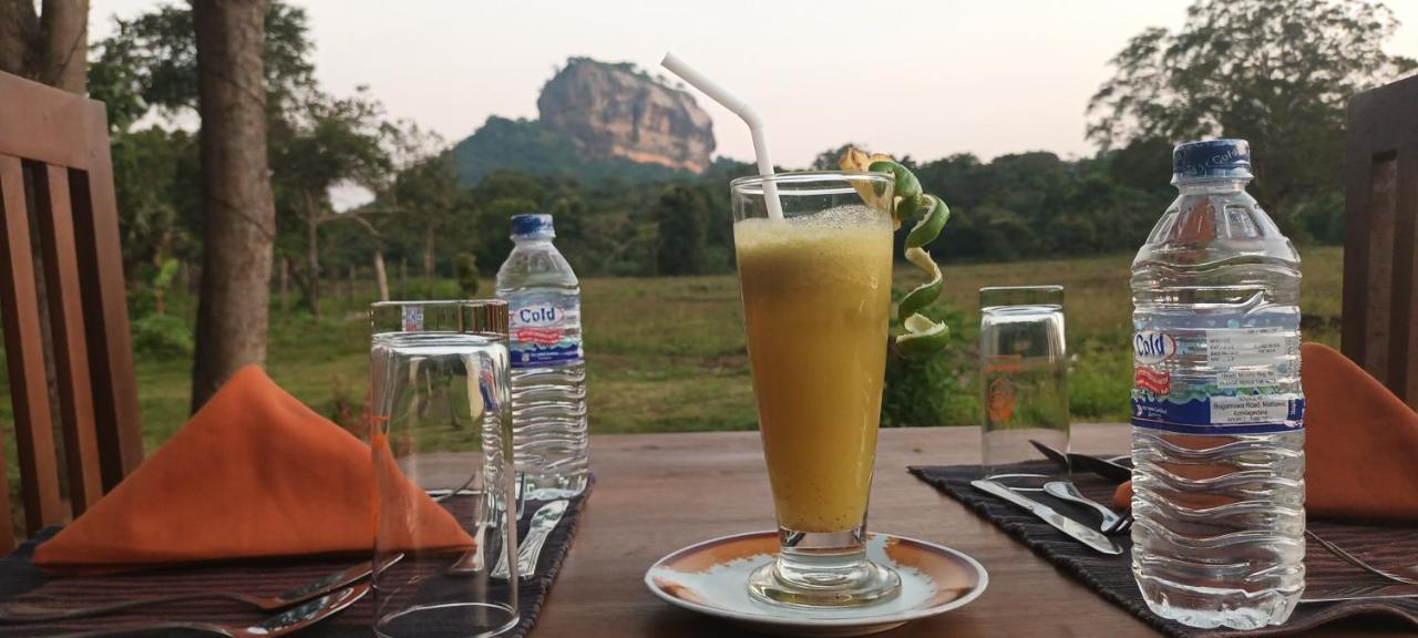 Sigiri Close-Up View Guest Sigiriya Esterno foto